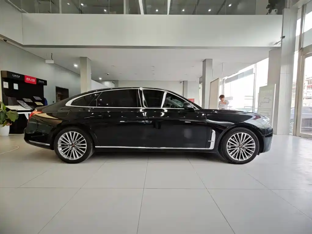 Hongqi H9 2023 — фото 3