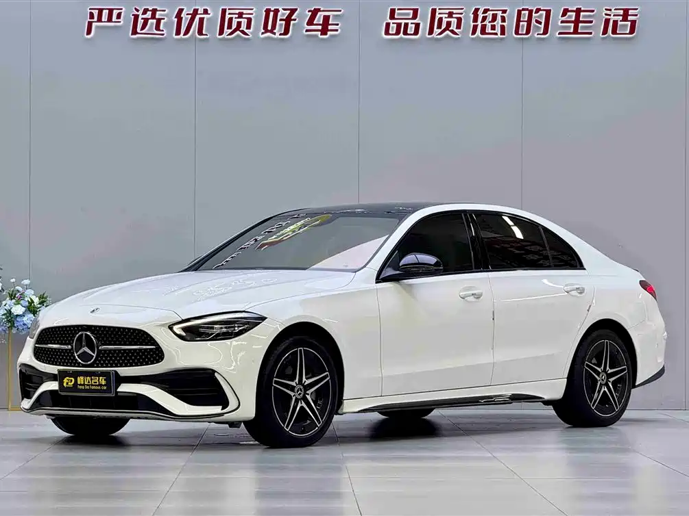 Mercedes-Benz C-Class 2024 — фото 1
