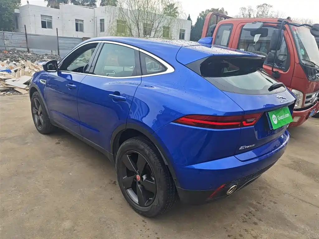 Jaguar E-PACE 2021 — фото 5