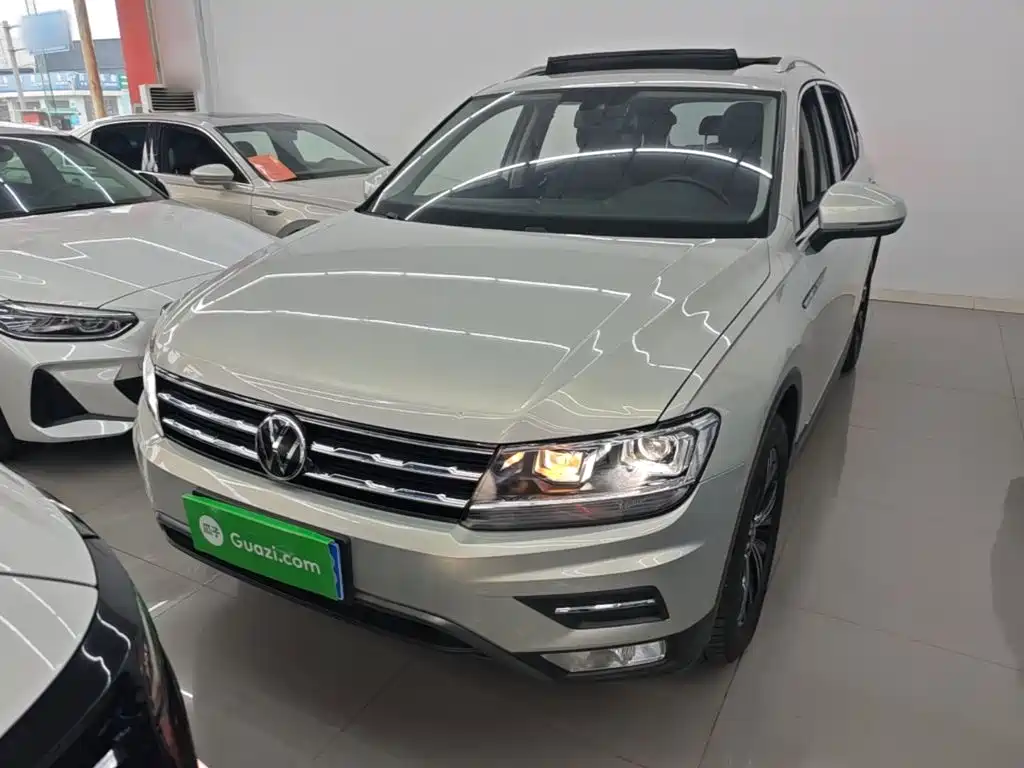Volkswagen Tiguan L 2020 — фото 3