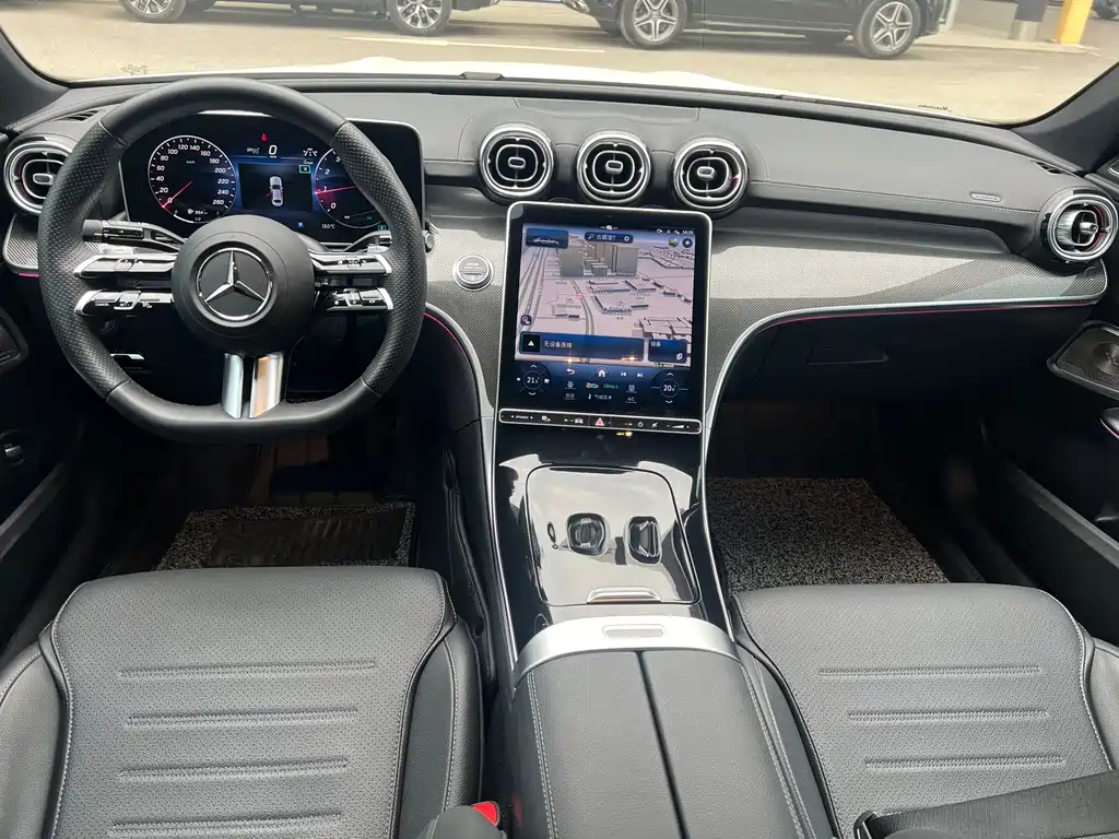 Mercedes-Benz C-Class 2023 — фото 13