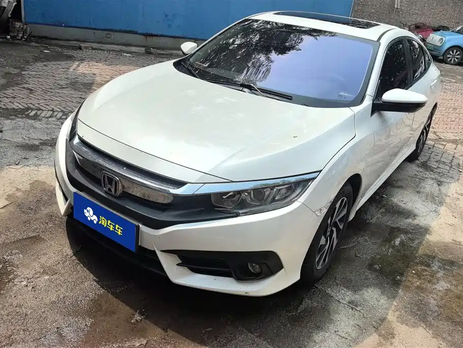Honda Civic 2019 — фото 1