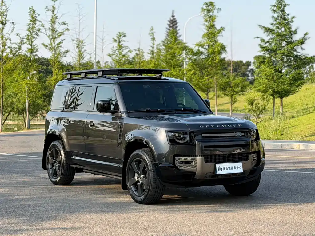 Land Rover Defender 2023 — фото 4