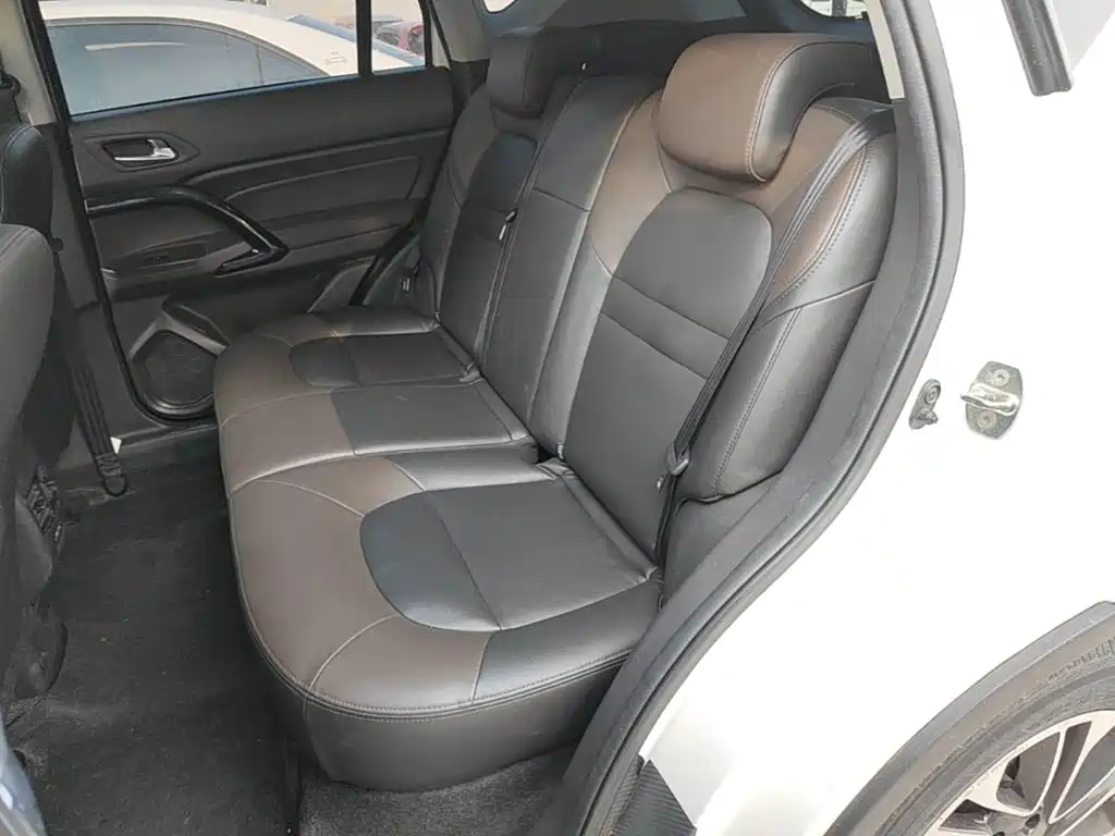 GAC Motor Trumpchi GS4 2017 — фото 13