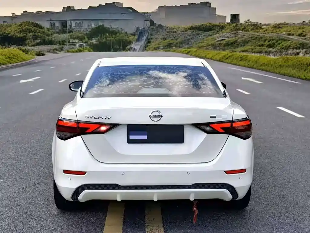 Nissan Sylphy 2021 — фото 5