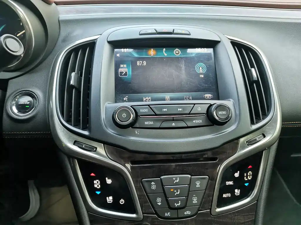 Buick LaCrosse 2014 — фото 10