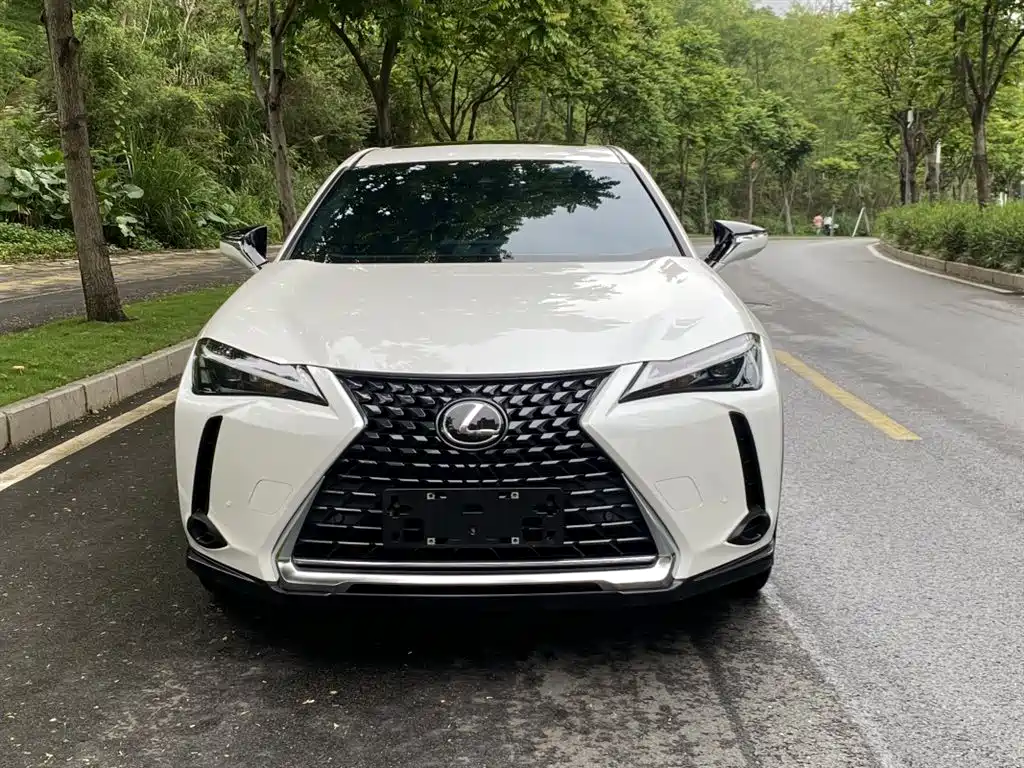 Lexus UX 2024 — фото 7