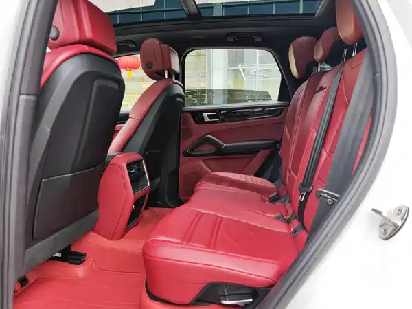 Porsche Cayenne 2019