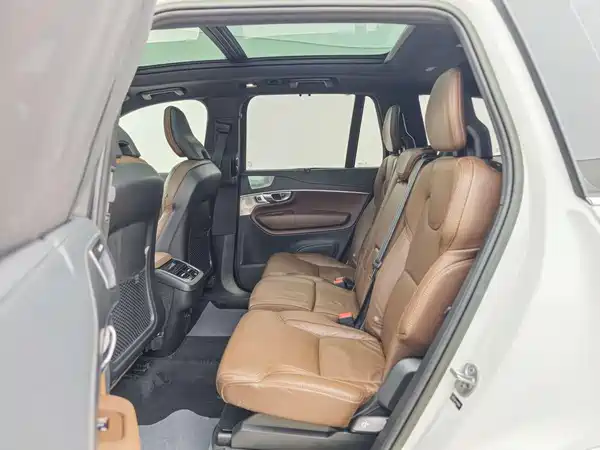 Volvo XC90 2023