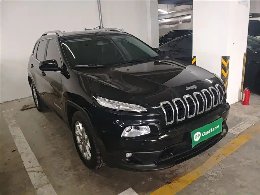 Jeep Cherokee 2017 — фото 4