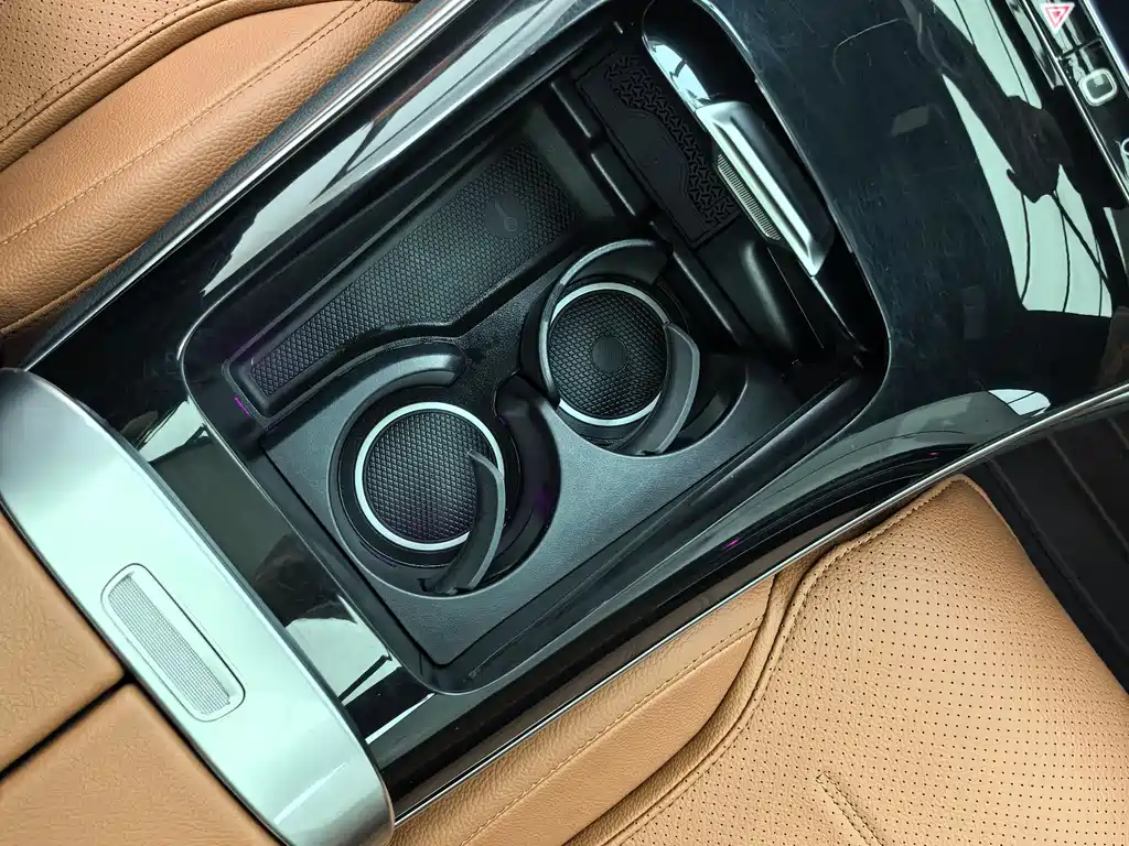 Mercedes-Benz GLC 2023 — фото 14