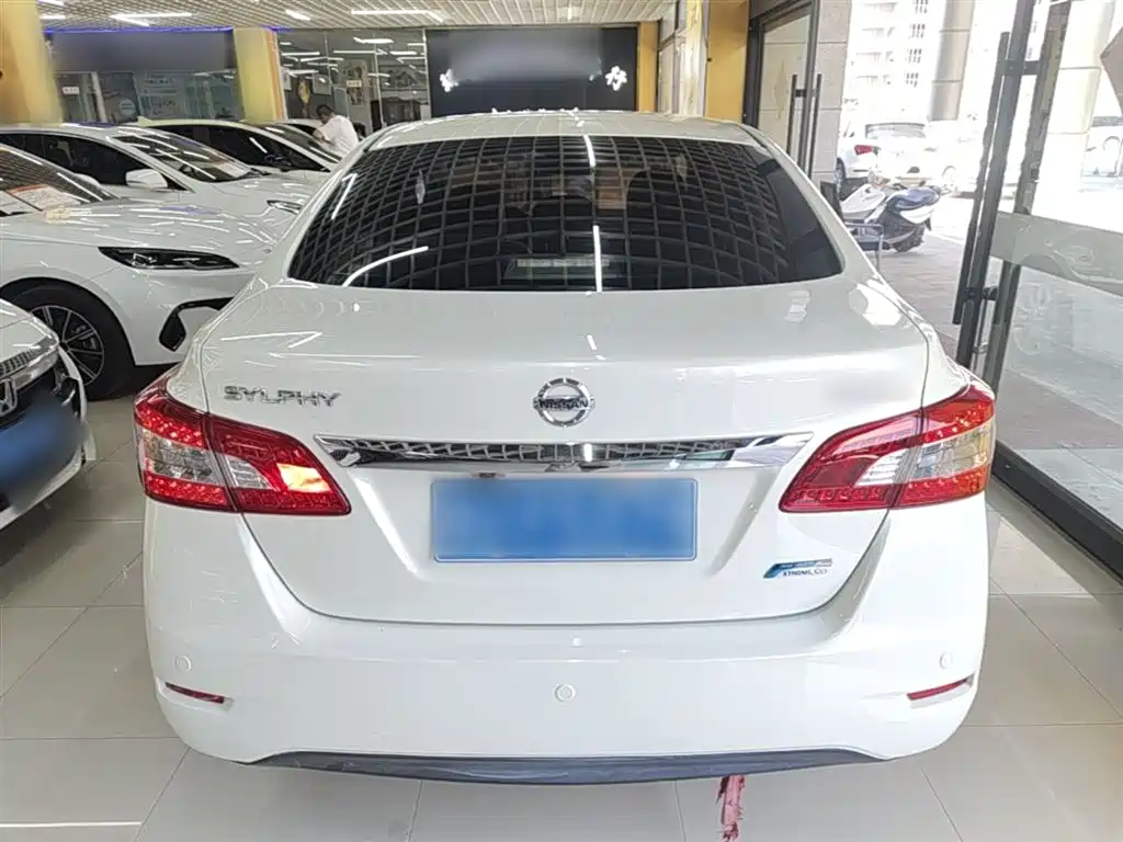 Nissan Sylphy 2015 — фото 6