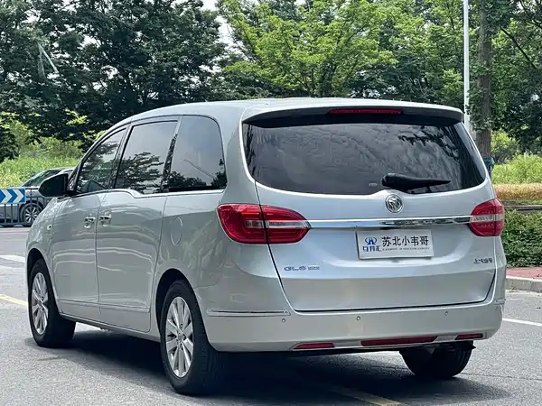 Buick GL8 2017
