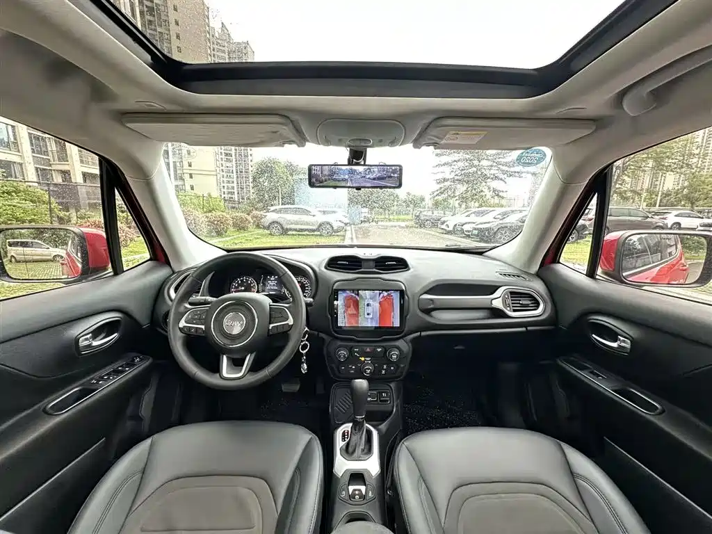 Jeep Renegade 2020 — фото 11