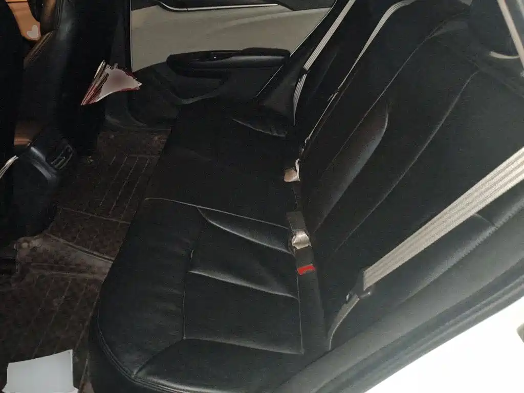 Buick Excelle 2015 — фото 18