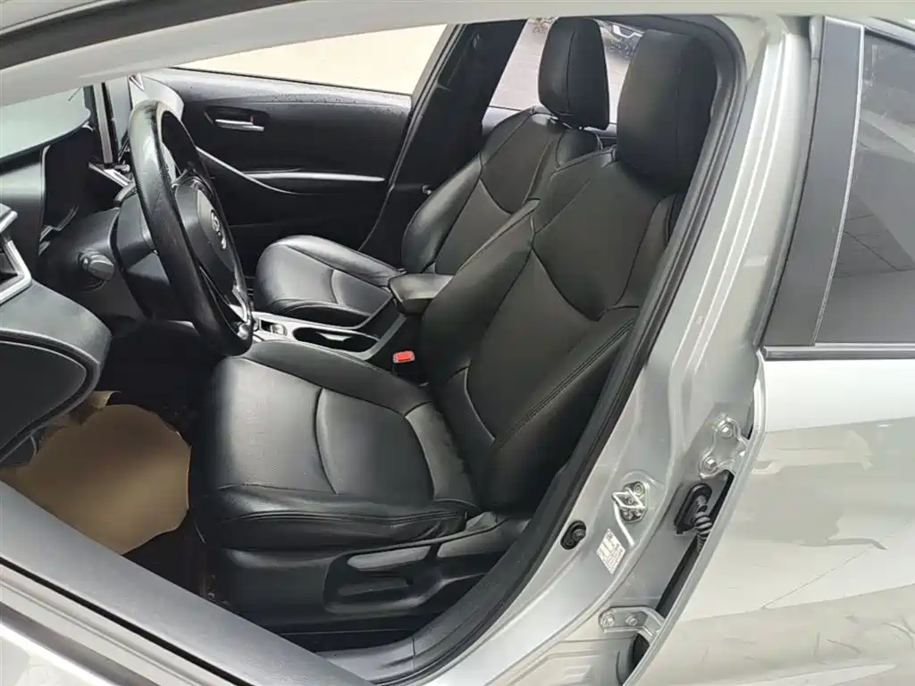 Toyota Corolla 2021 — фото 15