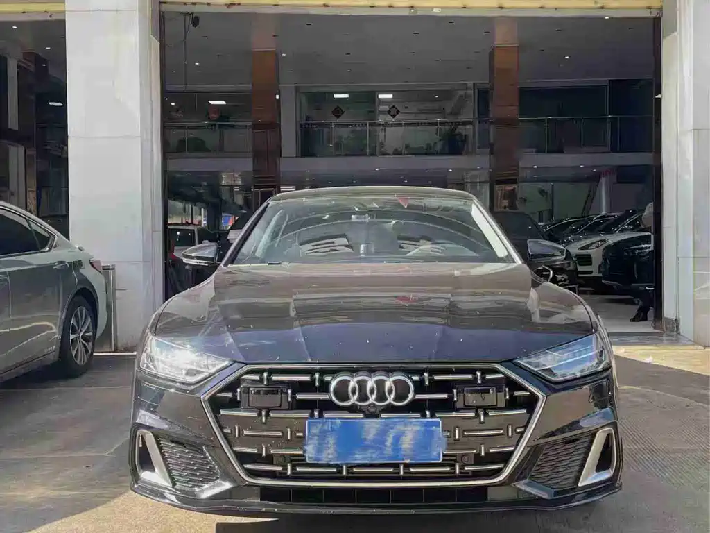 Audi A7L 2025 — фото 2