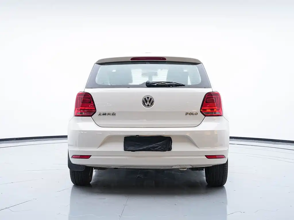 Volkswagen Polo 2016 — фото 24