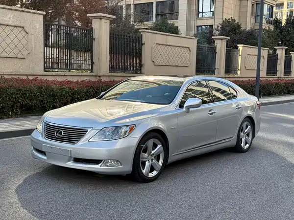 Lexus LS 2007
