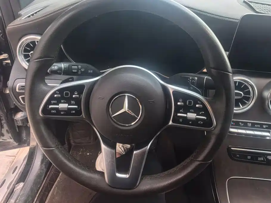 Mercedes-Benz GLC 2022 — фото 15