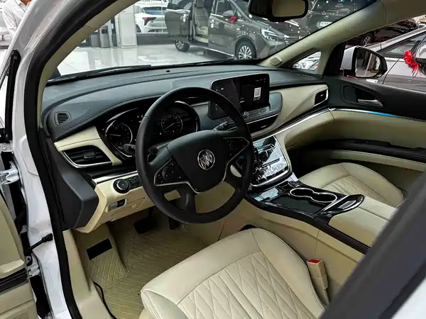 Buick GL8 2024