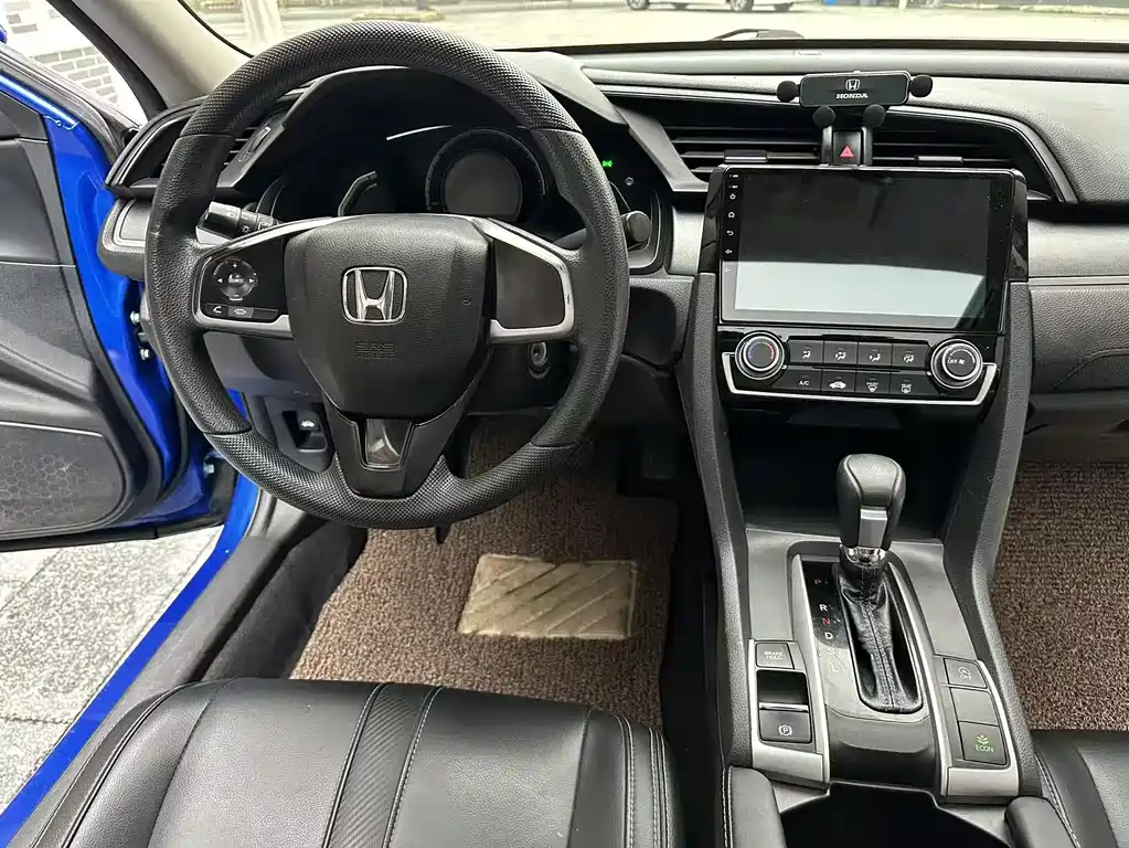Honda Civic 2017 — фото 14