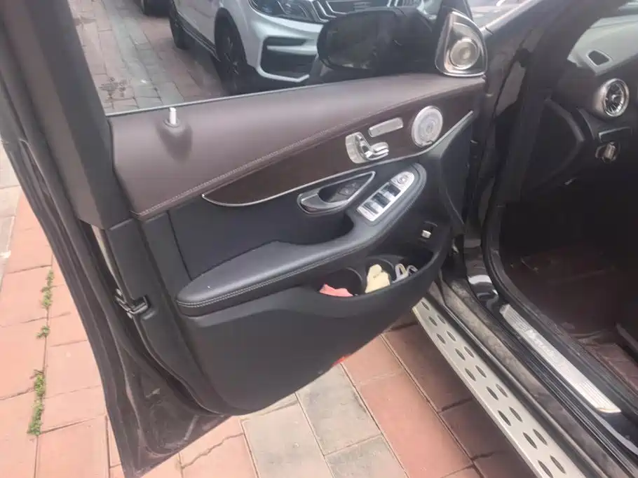 Mercedes-Benz GLC 2022