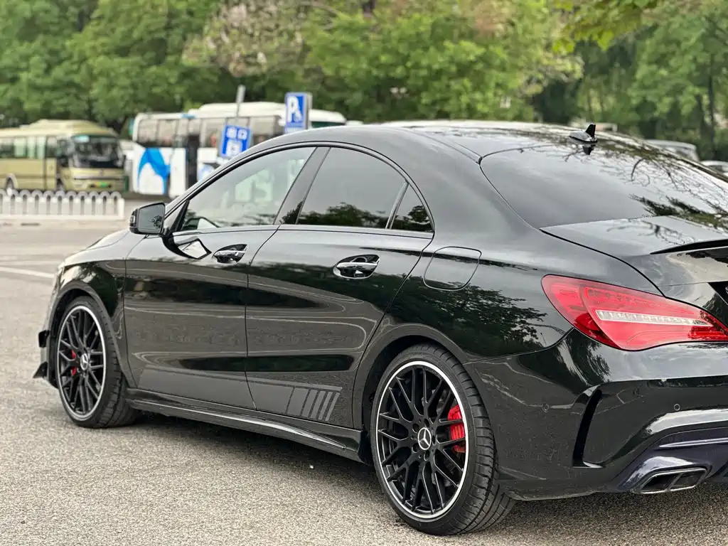 Mercedes-Benz CLA AMG 2019 — фото 13