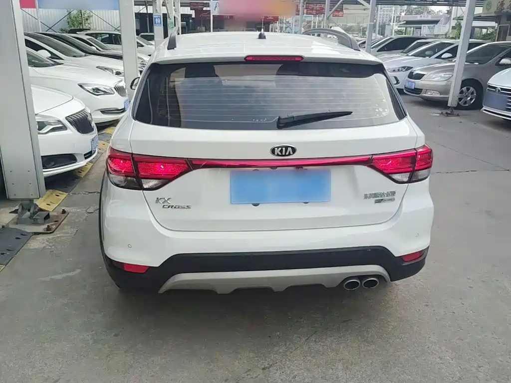 Kia KX Cross 2019 — фото 6