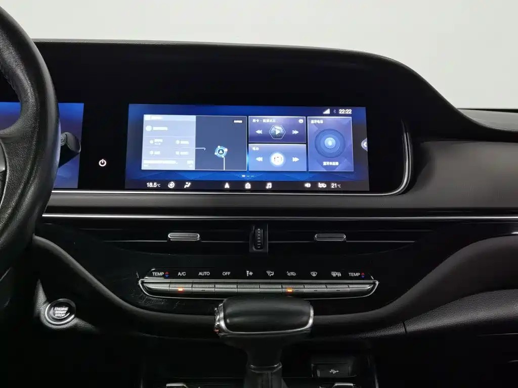GAC Trumpchi M6 2019 — фото 12