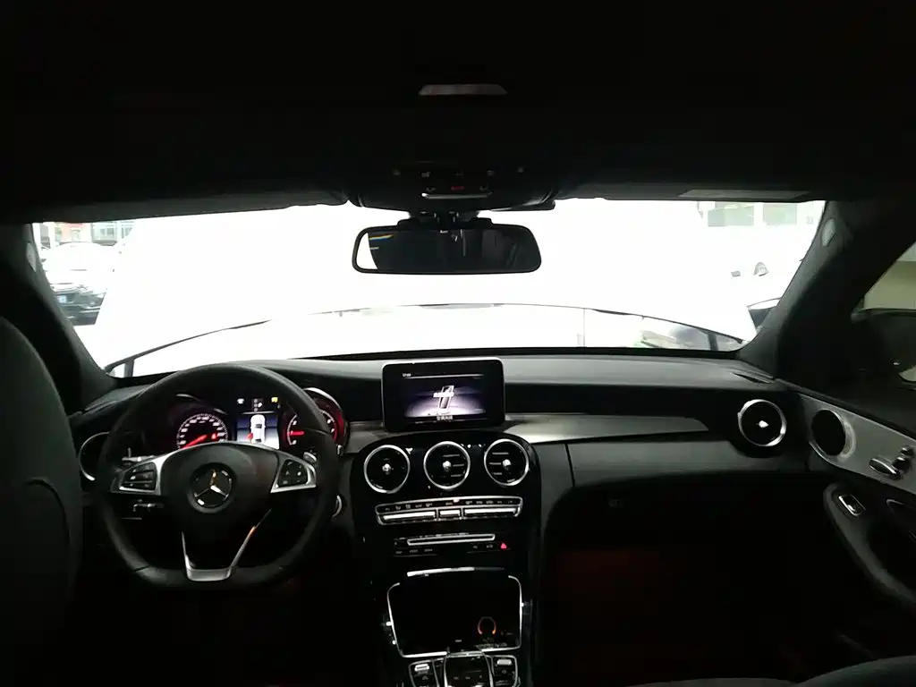 Mercedes-Benz C-Class 2018 — фото 14