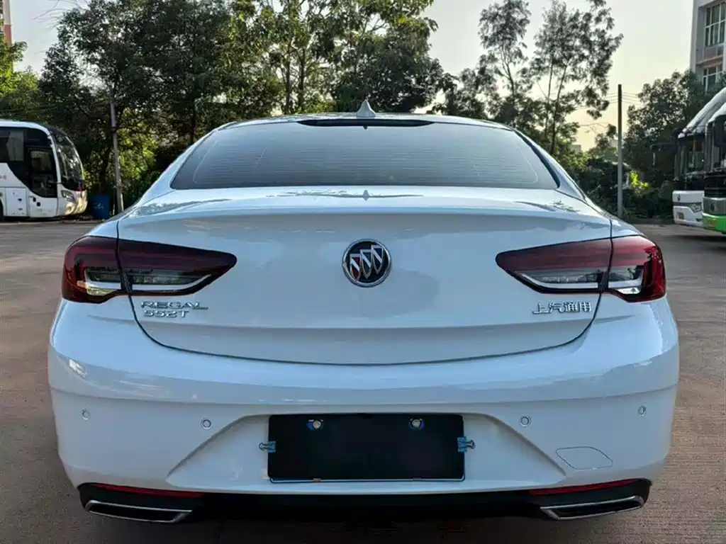 Buick Regal 2021 — фото 10
