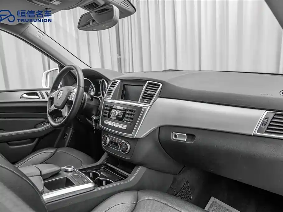 Mercedes-Benz M-Class 2015 — фото 14