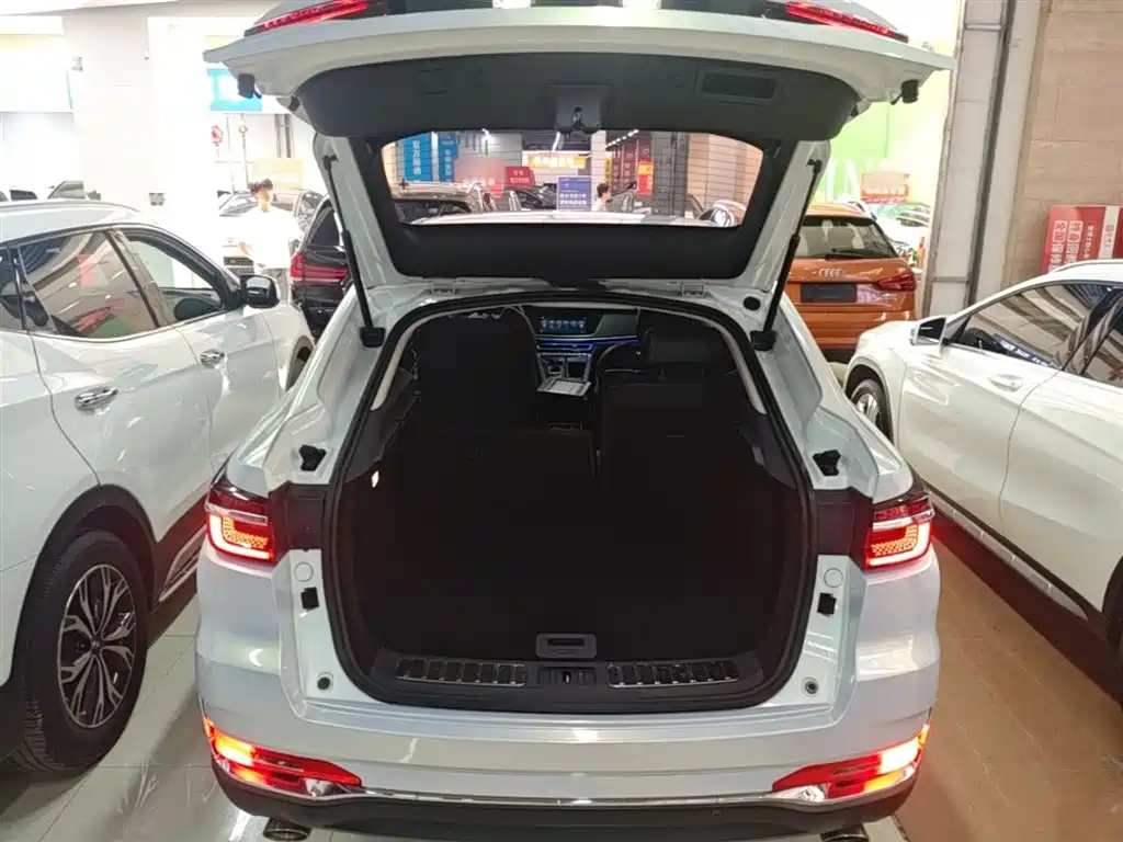 Changan CS85 COUPE 2020 — фото 19