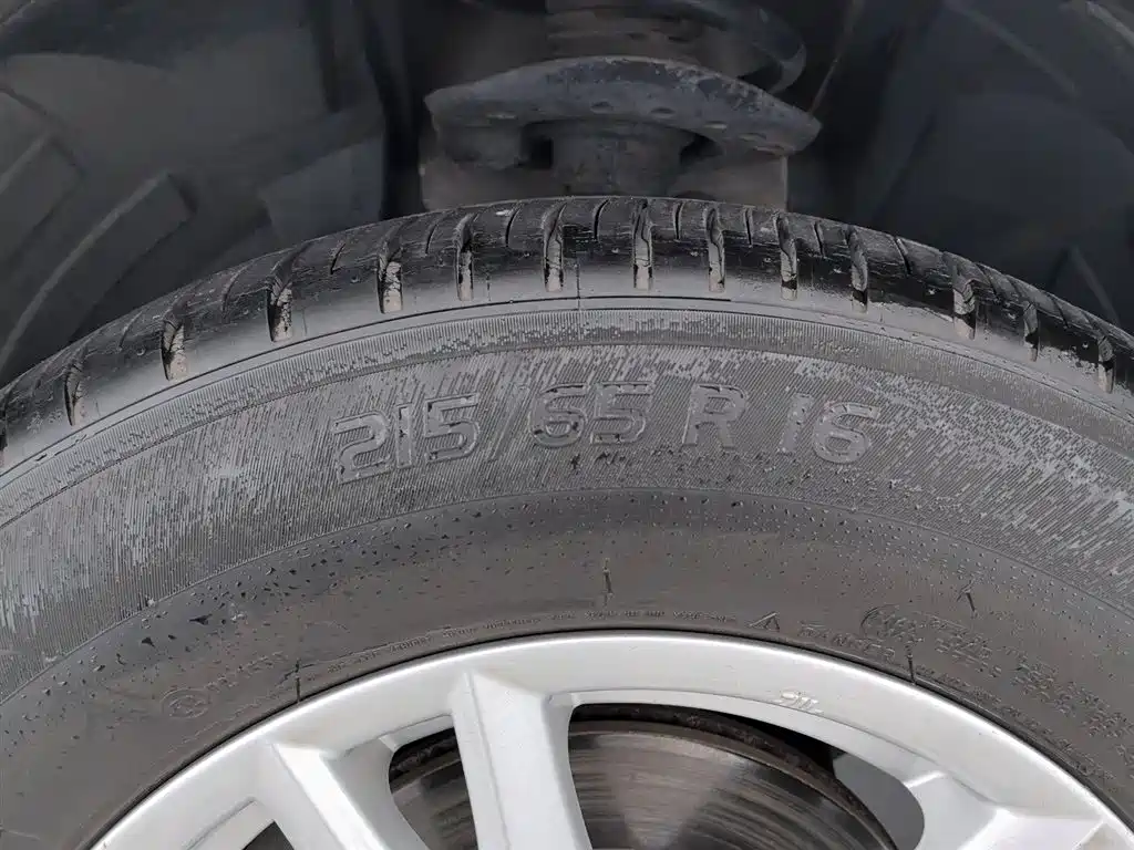 Nissan Qashqai 2010 — фото 24