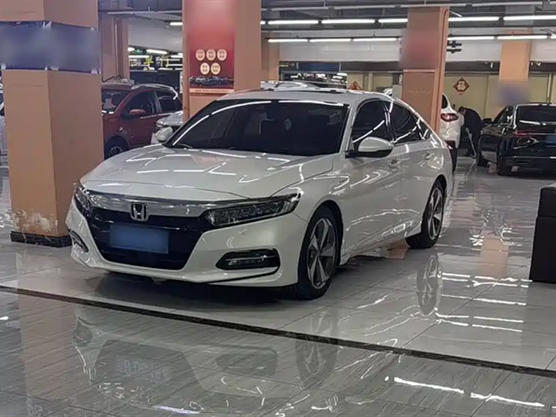 Honda Accord 2020 — фото 1