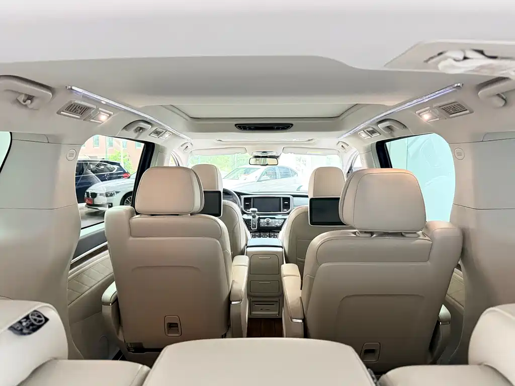 GAC Motor Trumpchi M8 2019 — фото 19