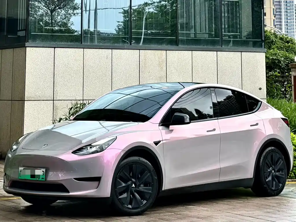 Tesla Model Y 2022 — фото 1