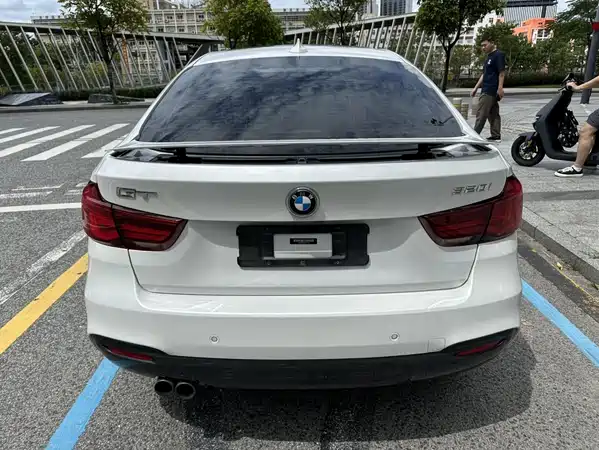 BMW 3 Series GT 2019