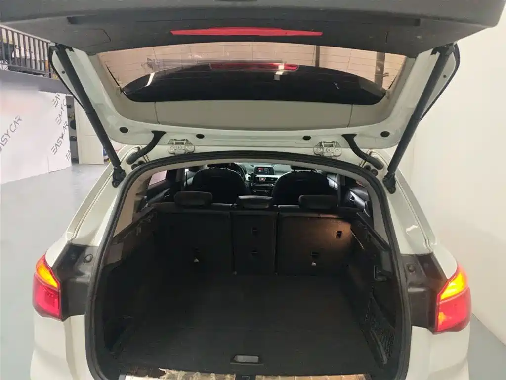 BMW X1 2018 — фото 19
