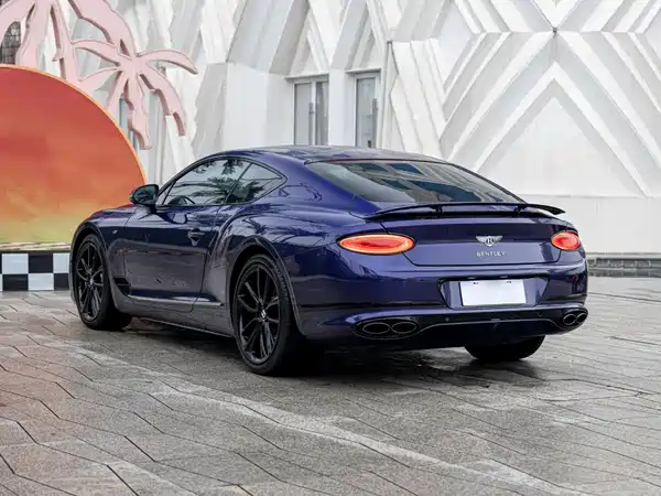 Bentley Continental 2022