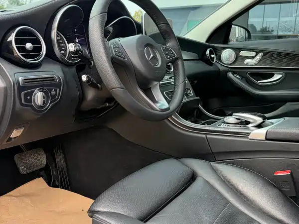 Mercedes-Benz C-Class 2018