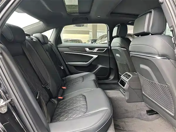 Audi A6L 2025
