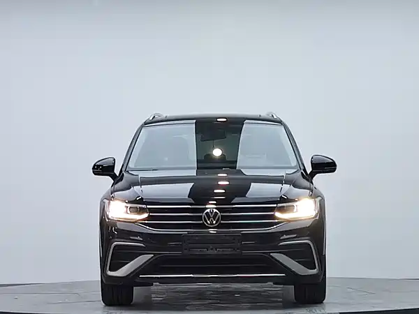 Volkswagen Tiguan L 2023
