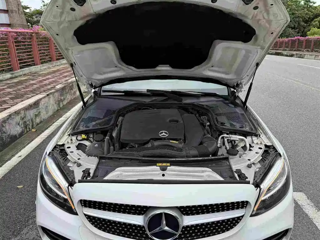 Mercedes-Benz C-Class 2019 — фото 11