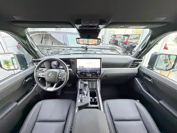 Lexus GX 2024