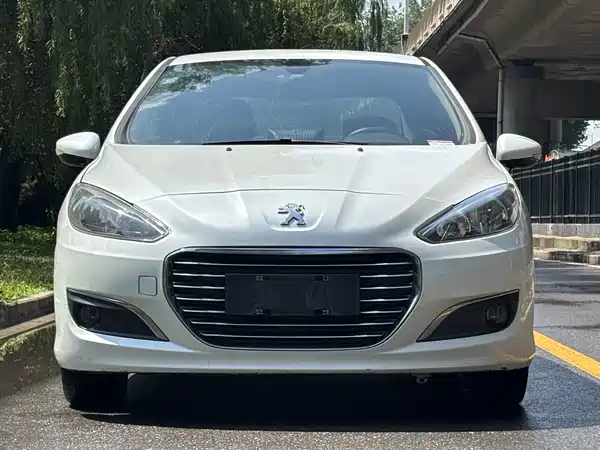 Peugeot 308 2015