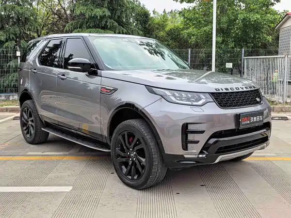 Land Rover Discovery 2021