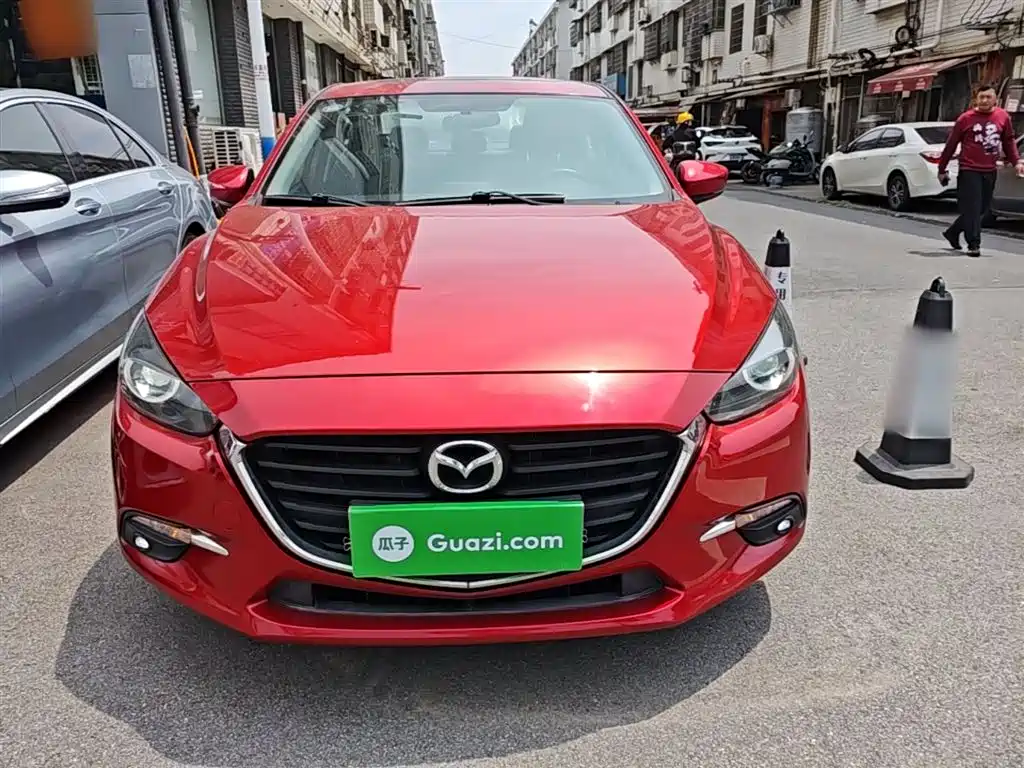 Mazda 3 Axela 2017 — фото 3