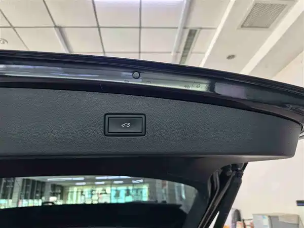 Volkswagen Tiguan L 2023